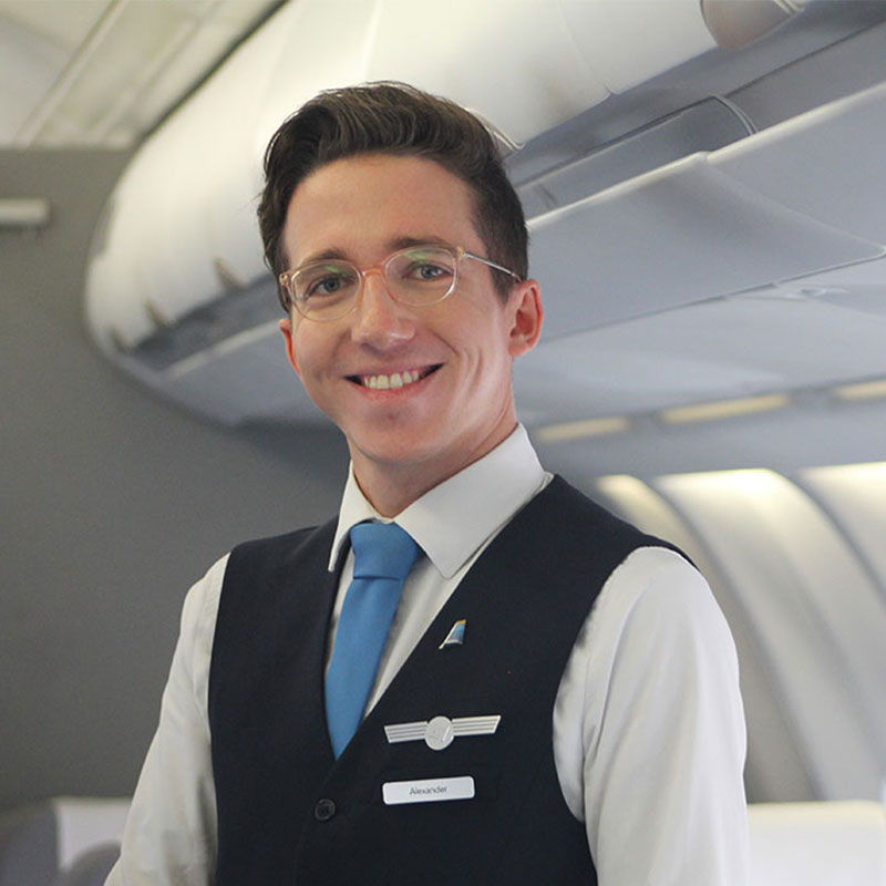 Responsible Cabin Manager Alexander von Discover Airlies