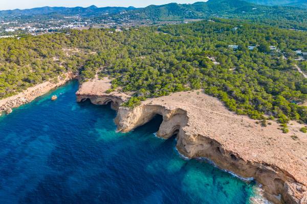 Traumstrand Cala Bassa auf Ibiza