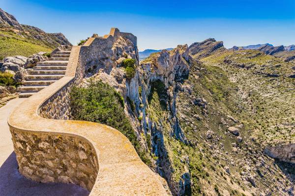 Treppen zum Cap de Formentor auf Mallorca